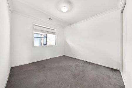 Caution: This House May Cause Excessive Comfort. - Photo 5