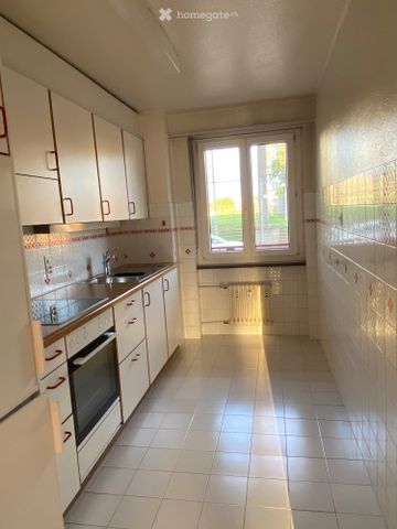BEFRISTETES WOHNEN BIS 30.06.2027 - 3-Zimmer-Wohnung mit 2 Balkon in Birsfelden - Photo 4