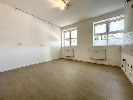 Genügend Platz für die gesamte Familie!5-Zimmer Wohnung in Davenstedt - Photo 3