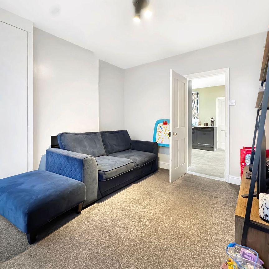 North Hill Road, Ipswich, IP4 - Photo 1