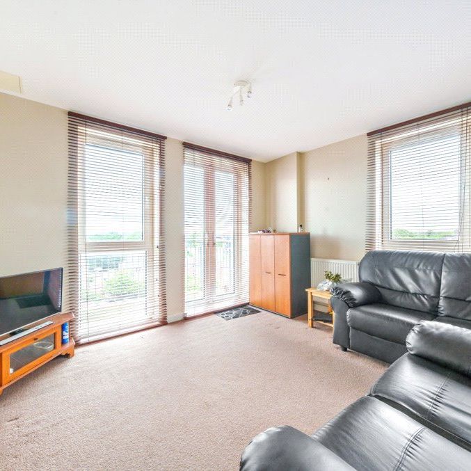 2 Bedroom Flat/Apartment to rent - Photo 1