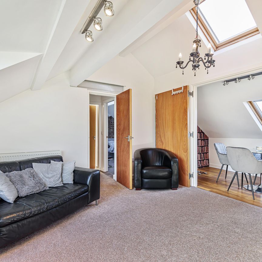 2 bedroom apartment to rent - Photo 1