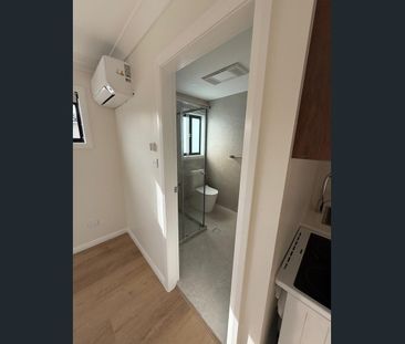 Studio for Rent in Box Hill - Ideal for Couple or Single - Photo 4