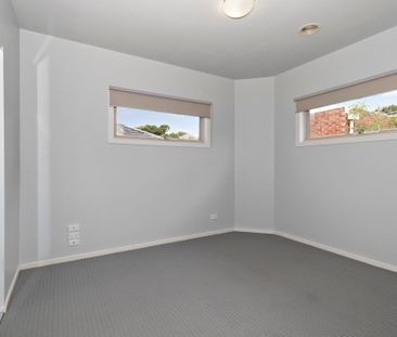 2 BEDROOM UNIT THAT WILL DEFINITELY IMPRESS! - Photo 2