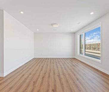 For Lease - 1213 Creekway Private, Kanata, Ontario - Photo 3