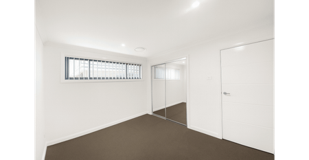 Luxury Brand-New 4 Bedroom Home in Austral! - Photo 3