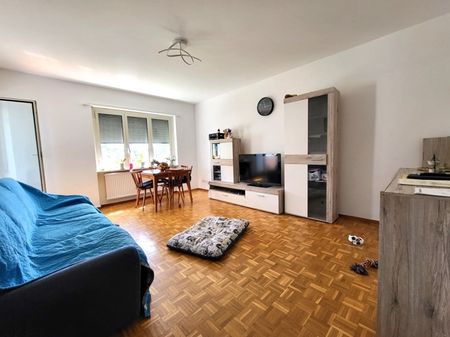 Apartment top Floor Renovated 3 bedrooms - Foto 2