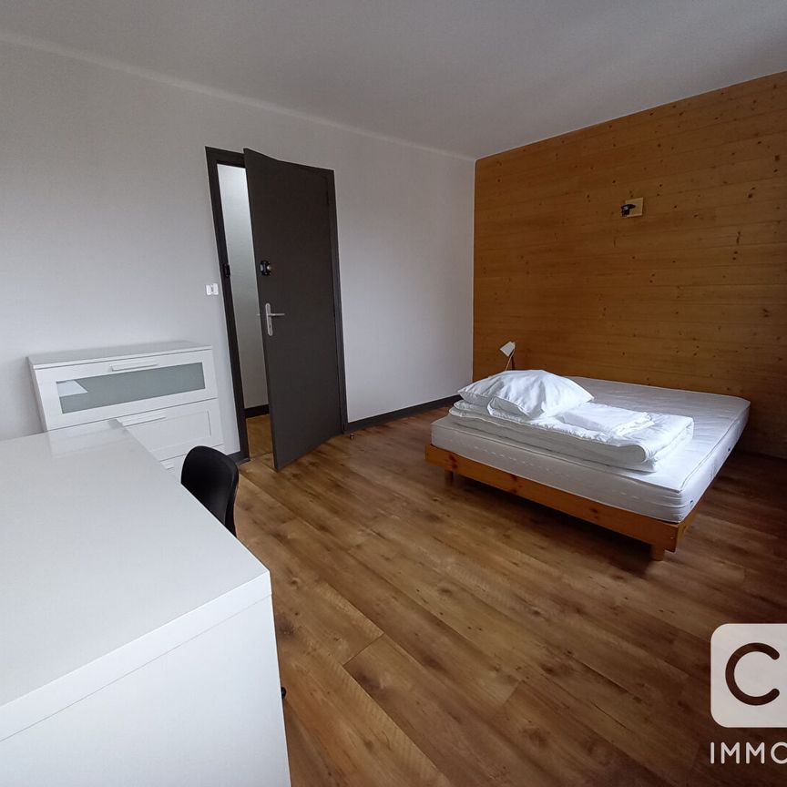 Chambre en colocation situé rue des Douves à Quimper - Photo 1