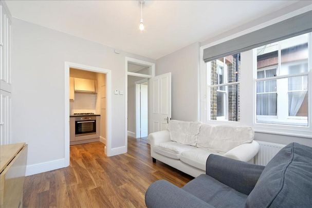 2 bedroom flat to rent - Photo 1