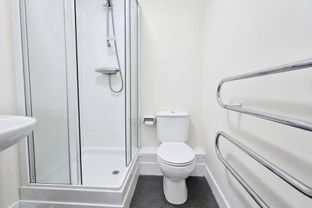 2 bedroom flat to rent - Photo 5