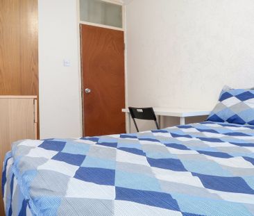 RM4 Alpha Grove| Isle of Dogs | London | E14 8PG - Photo 3