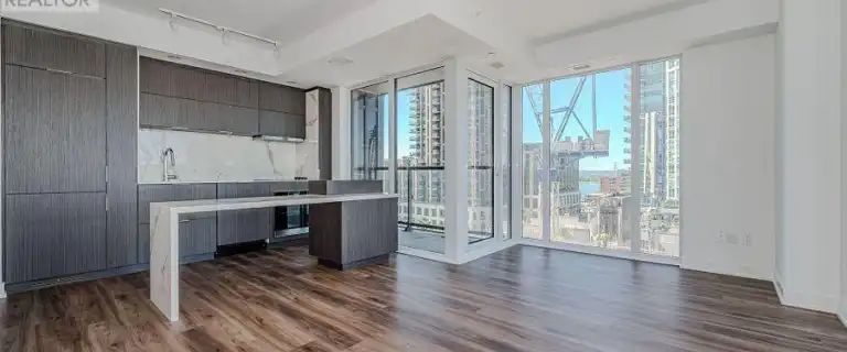 610 - 370 MARTHA STREET | 610 - 370 MARTHA STREET, Burlington - Photo 1