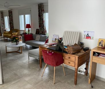 Location Appartement 6 pièces 147m² ST DENIS 97400 - Photo 1
