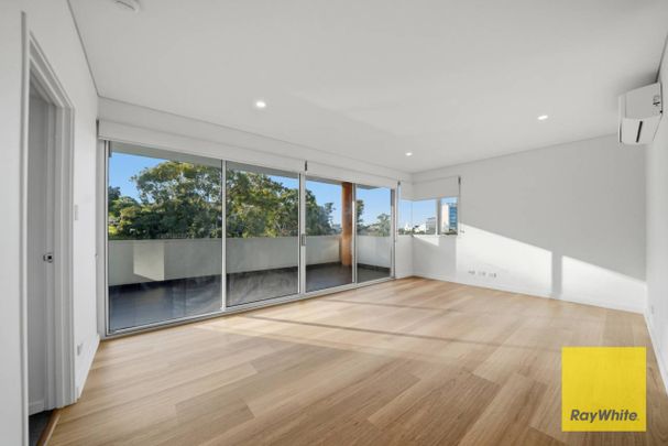 STUNNING CITY APARTMENT - Photo 1