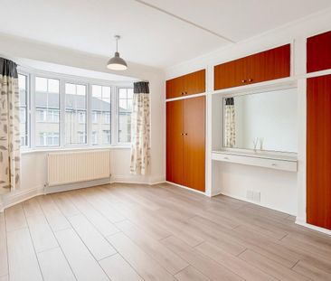 3 bedroom House To Let Total Size: 1045 SQ FT - Photo 1