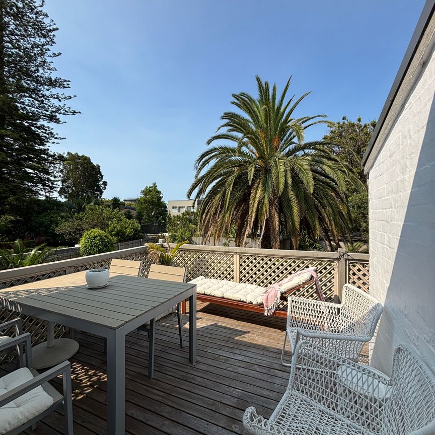 Bellevue Hill - Photo 1