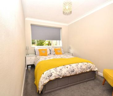 2 bedroom flat to rent - Photo 6