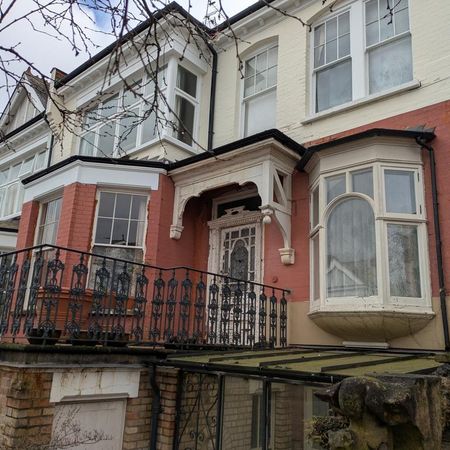 1 bedroom in a house share to rent - Photo 4