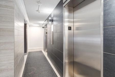 - 1 Bedroom at Glenmore Gardens Towers - Photo 4