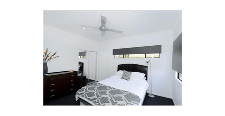 Stylish 4-Bedroom House in Vibrant Newtown - Photo 2