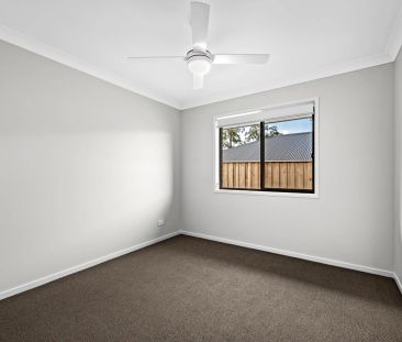 Near New Duplex - Photo 3