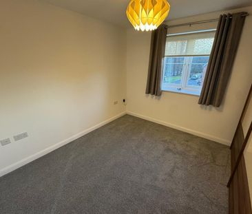 Golden Orchard, Halesowen, West Midlands - Photo 3