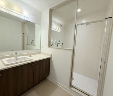 For Lease - 314 Clay Stones Street, Newmarket, Ontario - Photo 4