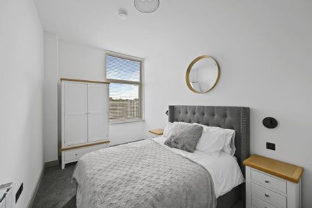 2 bedroom apartment to rent - Photo 4