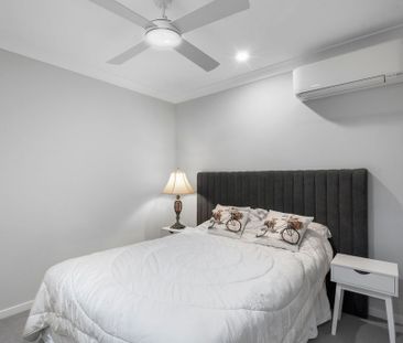 Family Home with solar and extra space for trailer, boat or caravan - Photo 6