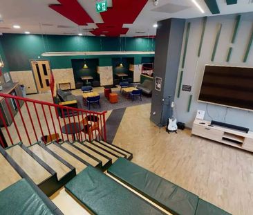 3-Bed Silver Room - Photo 1