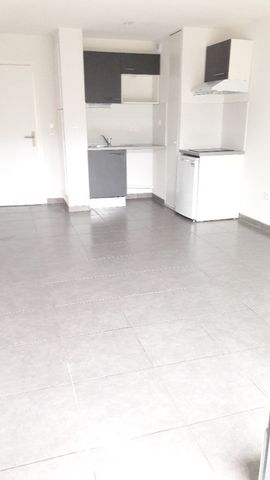 Location Appartement 2 pièces 40m² COLOMIERS 31770 - Photo 2