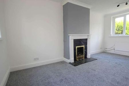 Chester Avenue, Dukinfield, SK16 - Photo 5