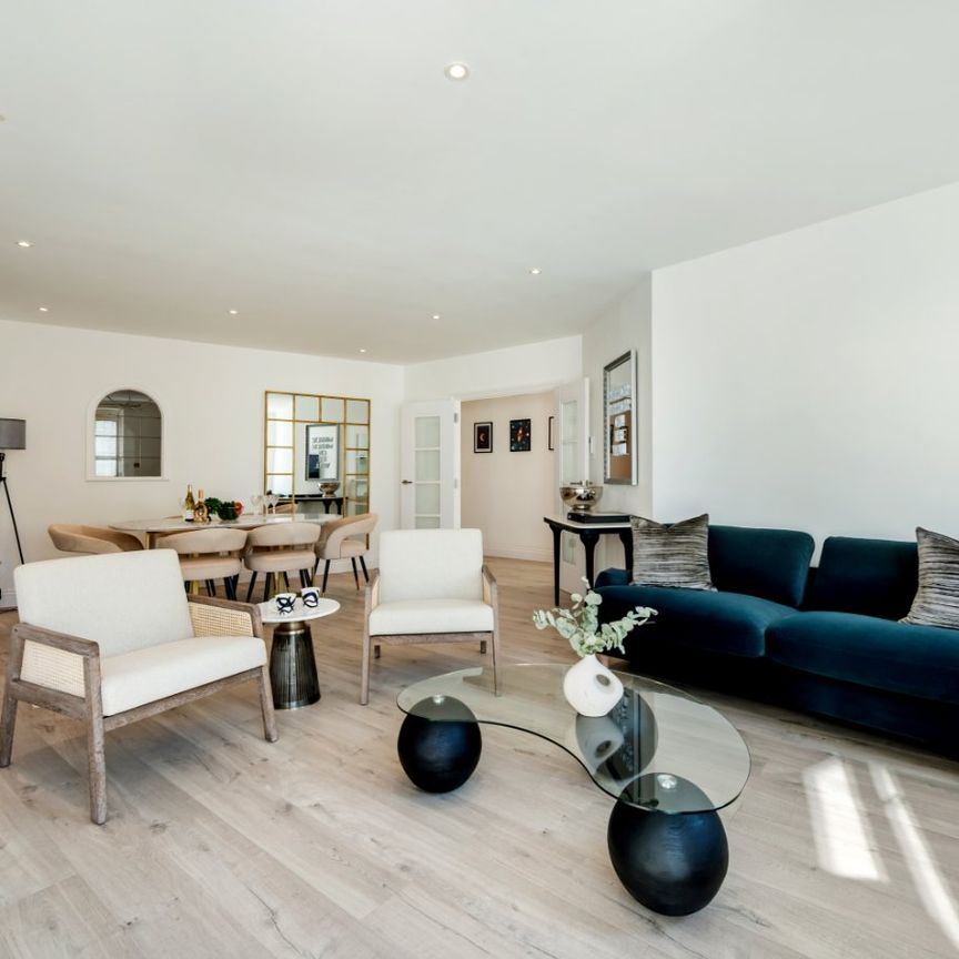 Elizabeth Court, Palgrave Gardens, Regents Park, NW1 6EJ - Photo 1