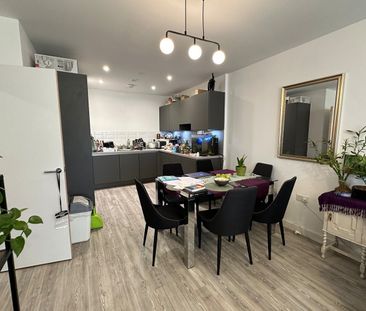 Room in a Shared Flat, Thunderer Street, E13 - Photo 3