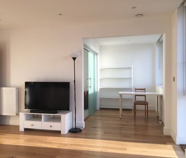 1 Bed Flat, High Street, E15 - Photo 2