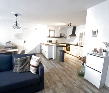 Location Appartement 2 pièces 60m² TOULON 83000 - Photo 2