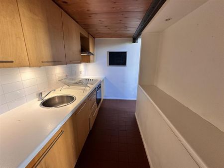 1 bedroom duplex to rent - Photo 4