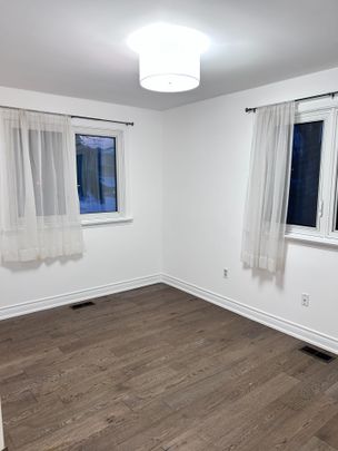 For Lease - 19801 Leslie Street Unit# Upper, East Gwillimbury, Ontario - Photo 1