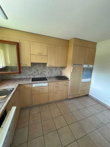 Helle 4.5-Zimmer-Wohnung mit Balkon - Photo 4