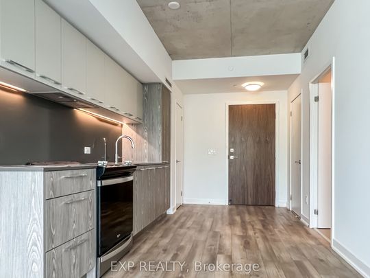 Riverside Square Lofts 15-45 , #706 - Photo 1