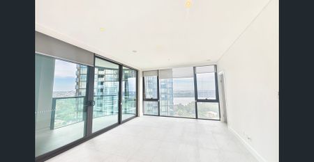 Stunning 2-Bed Apt with Water Views in Rhodes - Photo 4