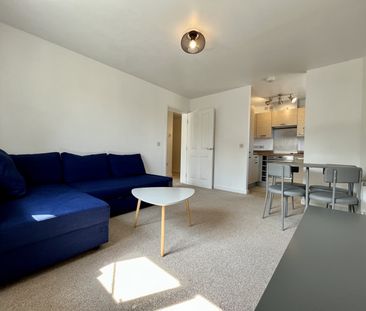 Greenway Road, Rumney - Photo 2