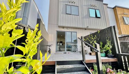 Perfect 3 Bedroom Rental Opportunity - Photo 2