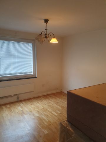 Blockstensvägen, Jordbro - Photo 3