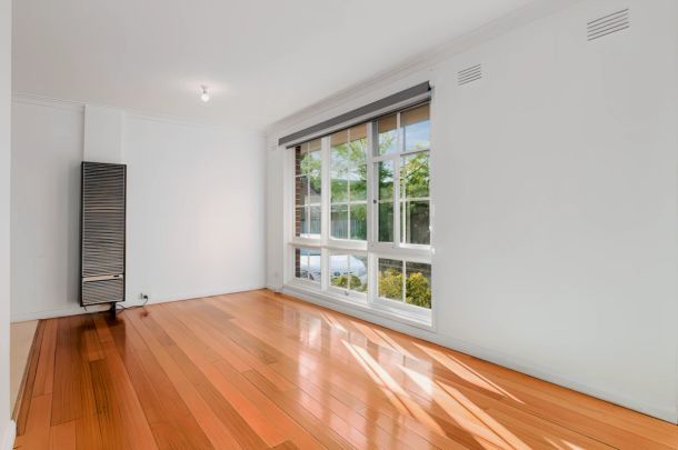 2 Bed, 1 Bath - Photo 1