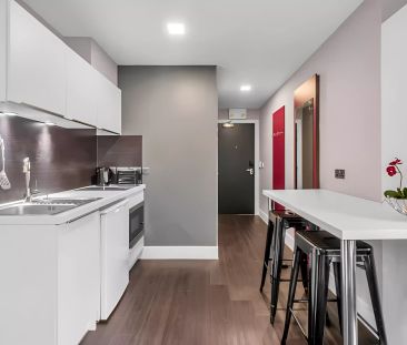 Elegance Apartment - Photo 5