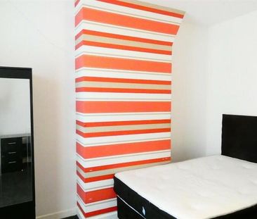 Room in a Shared House, Romney Street, M6 - Photo 3