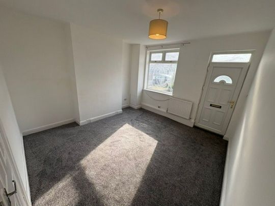 2 bed Terraced - To Let - Photo 1