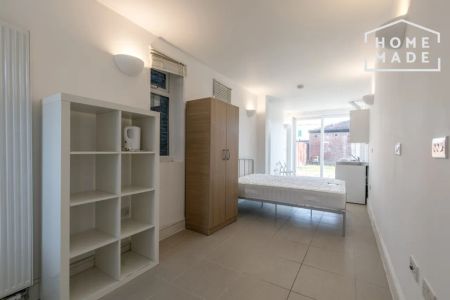 Greenford Avenue, W7 - Photo 4