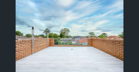 Modern 2-Bedroom Unit in Prime Panania Location - Photo 2